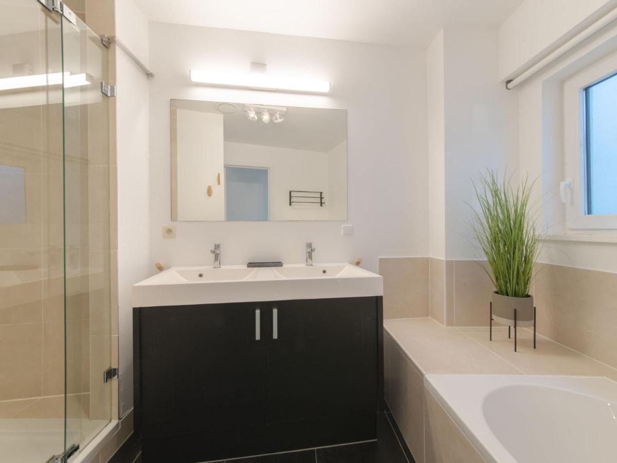 Appartement Miramar By Interhome Oostende